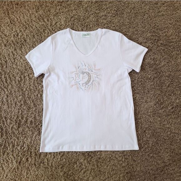 Cactus Bay Apparel Tops - 🌿NWOT "Cactus Bay Apparel" T shirt
